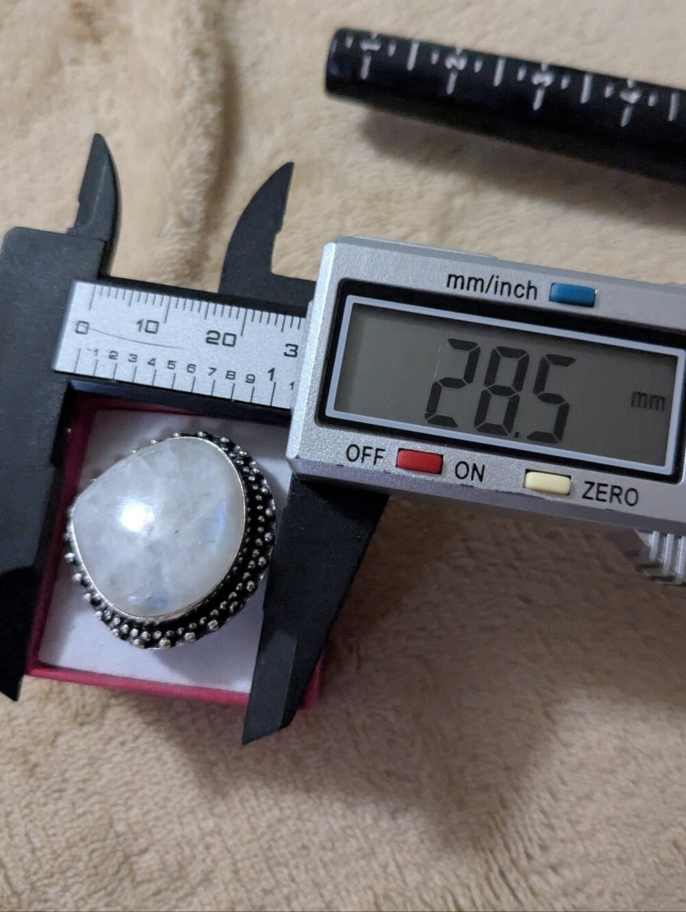 Rare Handcrafted Rainbow Moonstone With 'Blue Flash' Fat Teardrop Ring - Picture 4 of 14